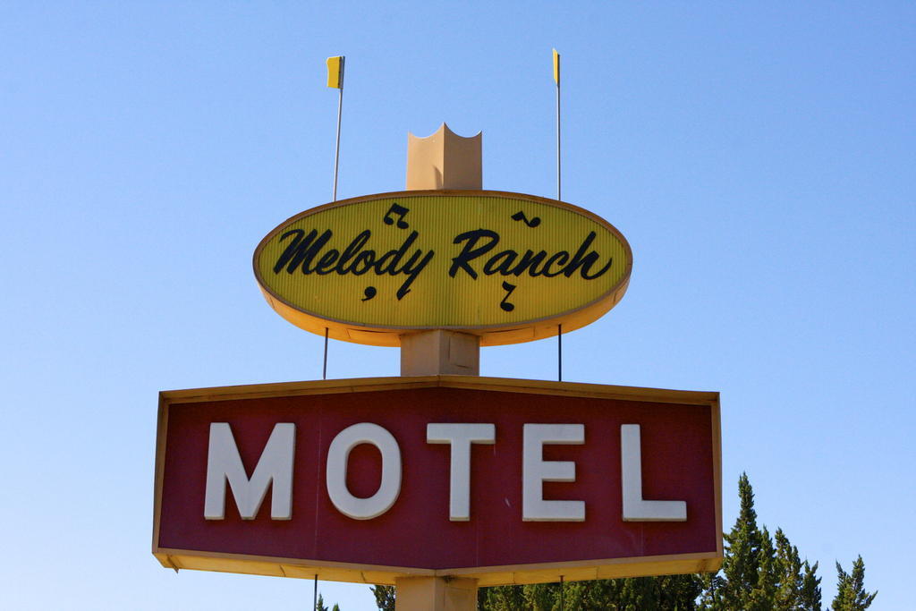 Melody Ranch Motel Paso Robles Ngoại thất bức ảnh